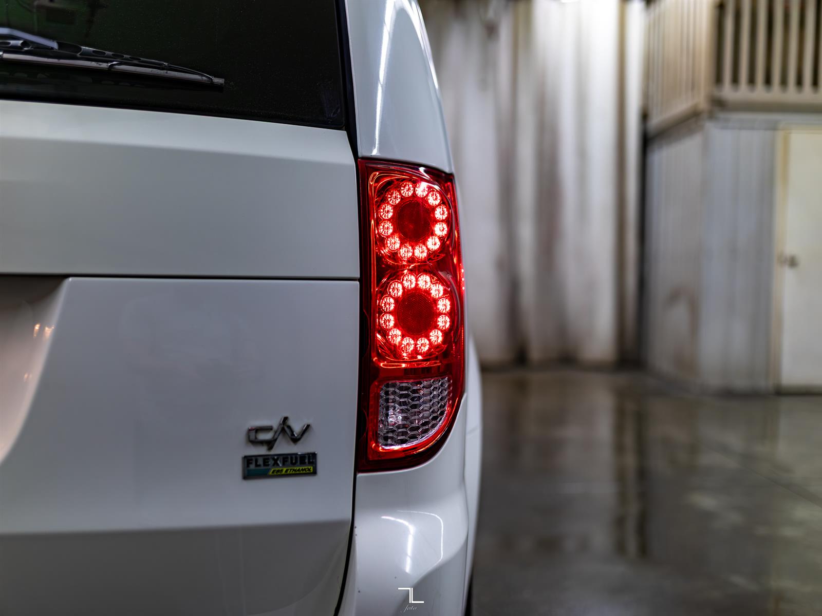 Dodge Ram Van