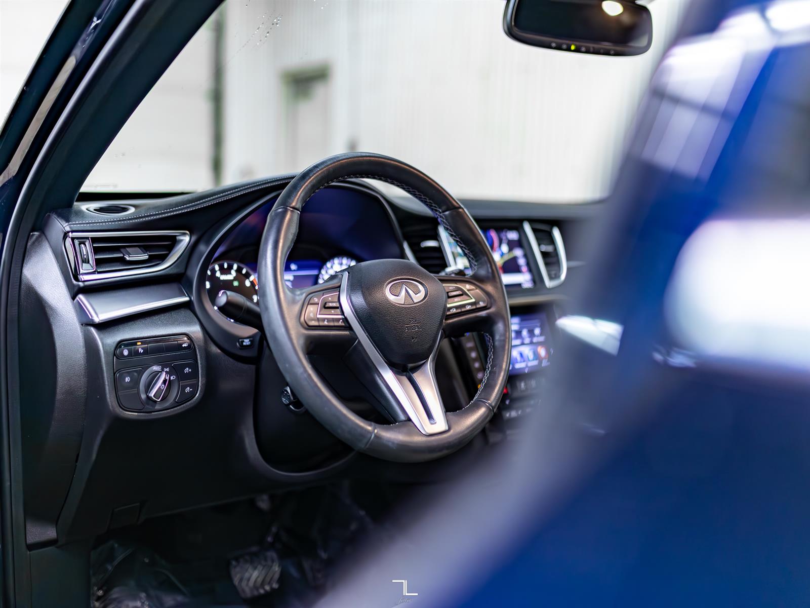 Infiniti QX55