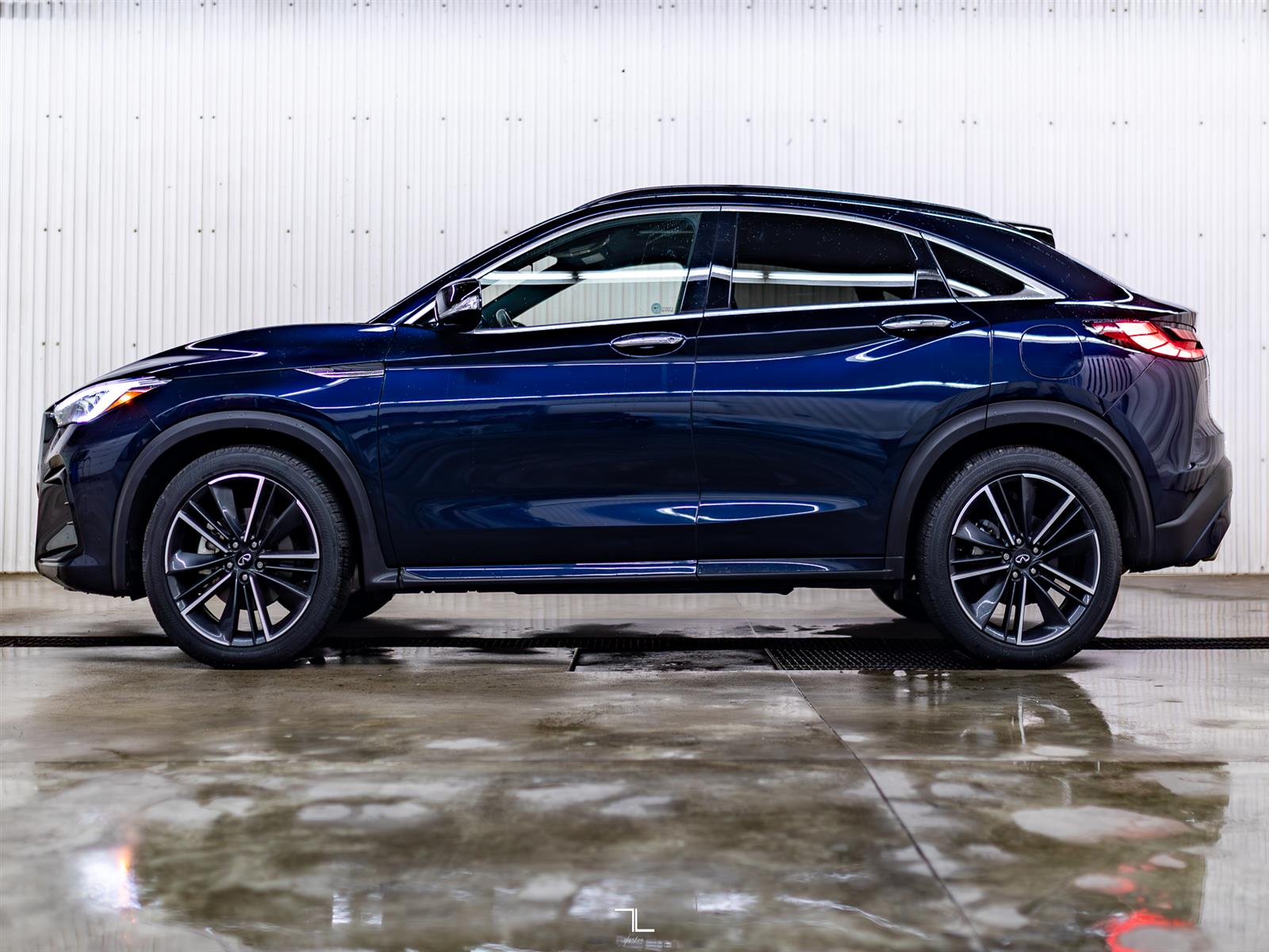 Infiniti QX55