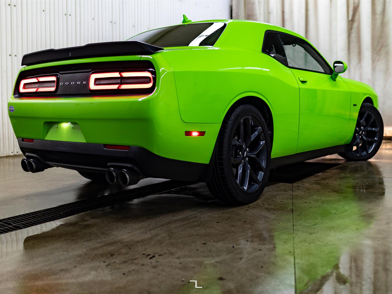 Dodge Challenger
