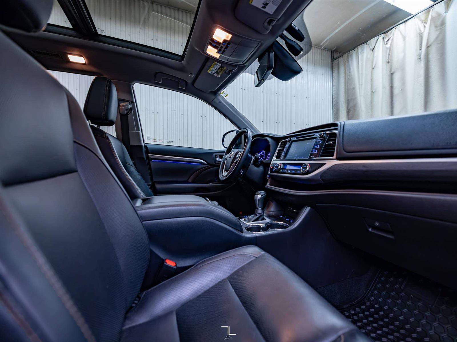 2019 Toyota Highlander AWD Limited Leather Roof Nav BCam - Thumbnail 13