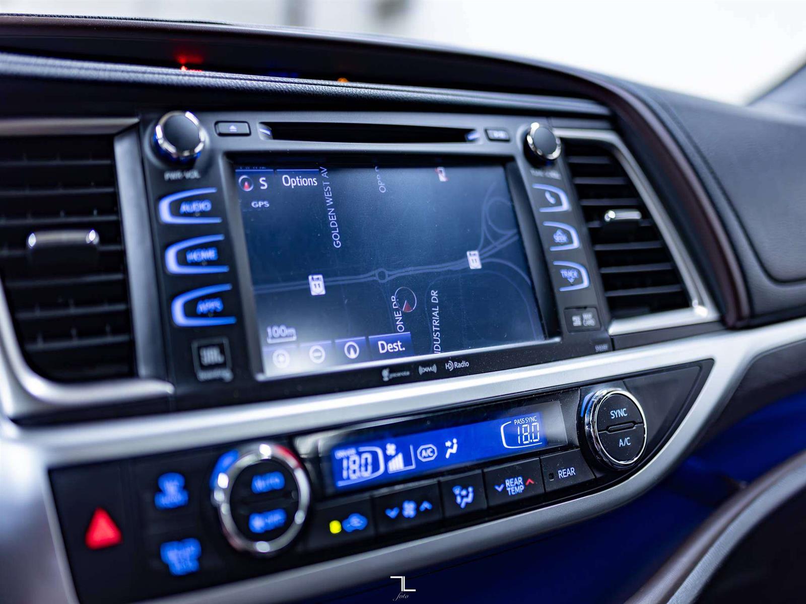 2019 Toyota Highlander AWD Limited Leather Roof Nav BCam - Thumbnail 16