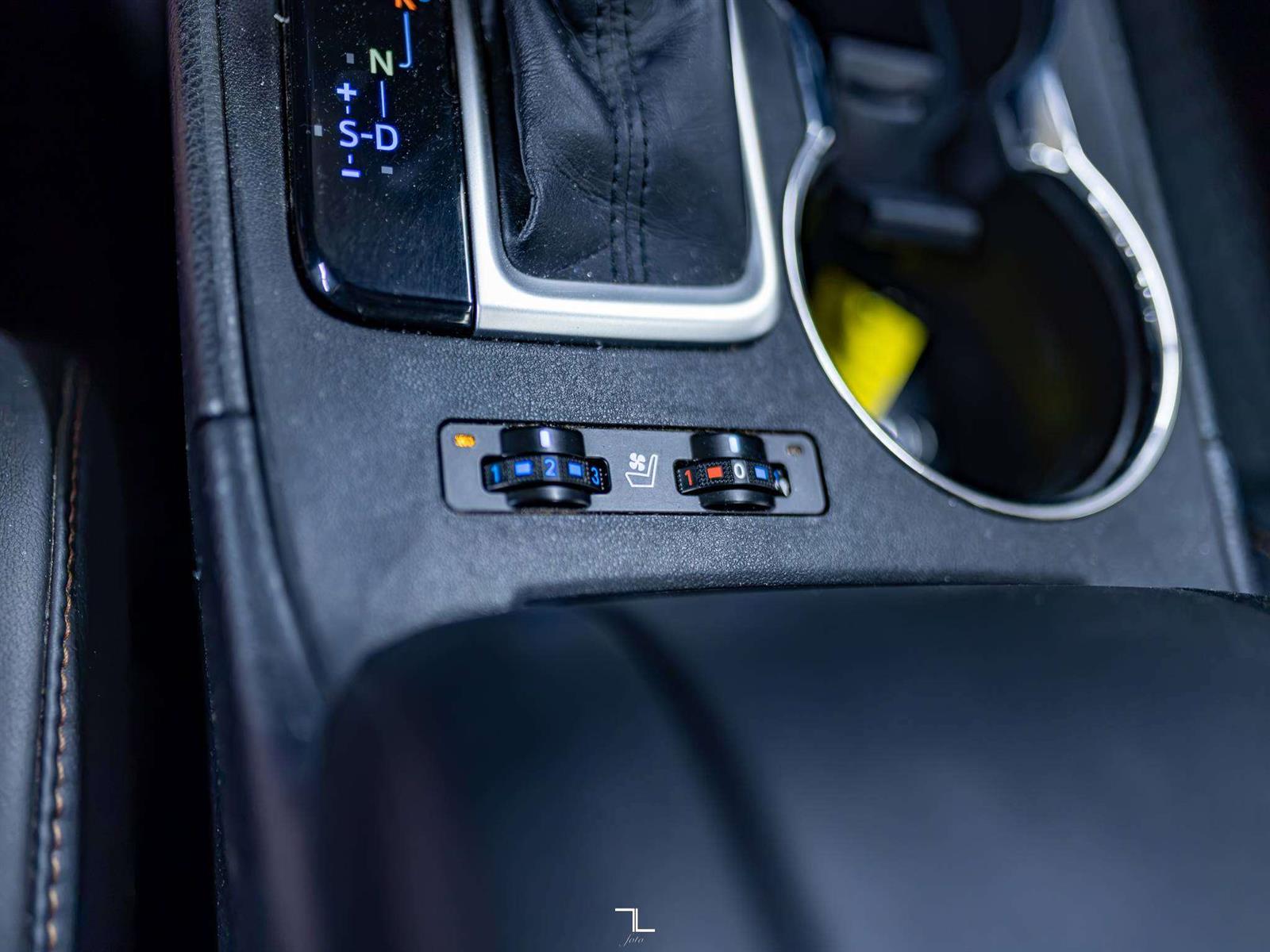 2019 Toyota Highlander AWD Limited Leather Roof Nav BCam - Thumbnail 20