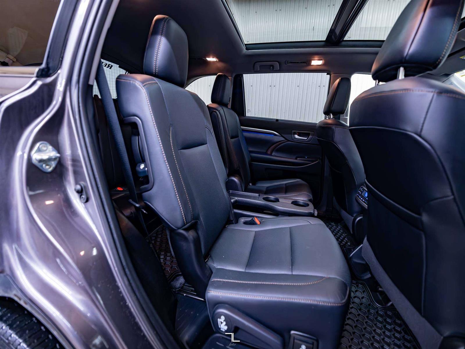2019 Toyota Highlander AWD Limited Leather Roof Nav BCam - Thumbnail 26