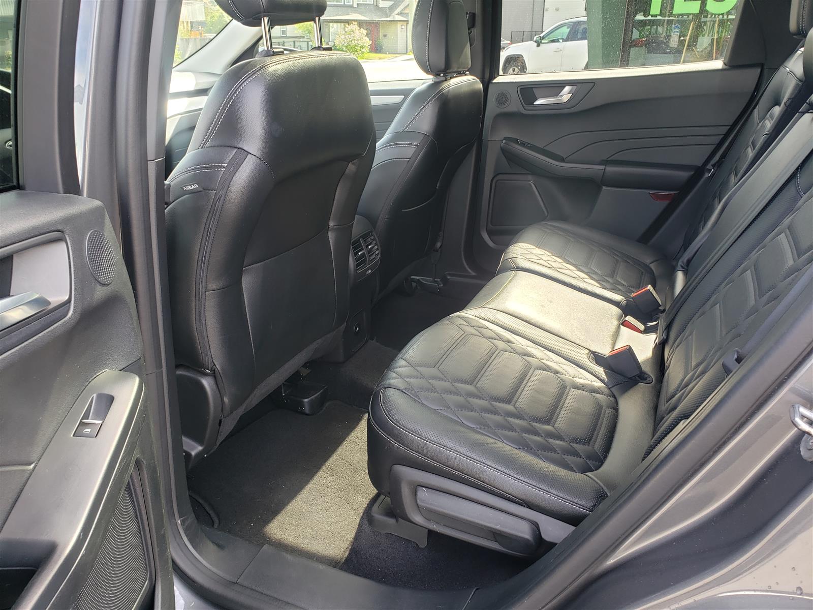 2023 Ford Escape Hybrid - Thumbnail 15