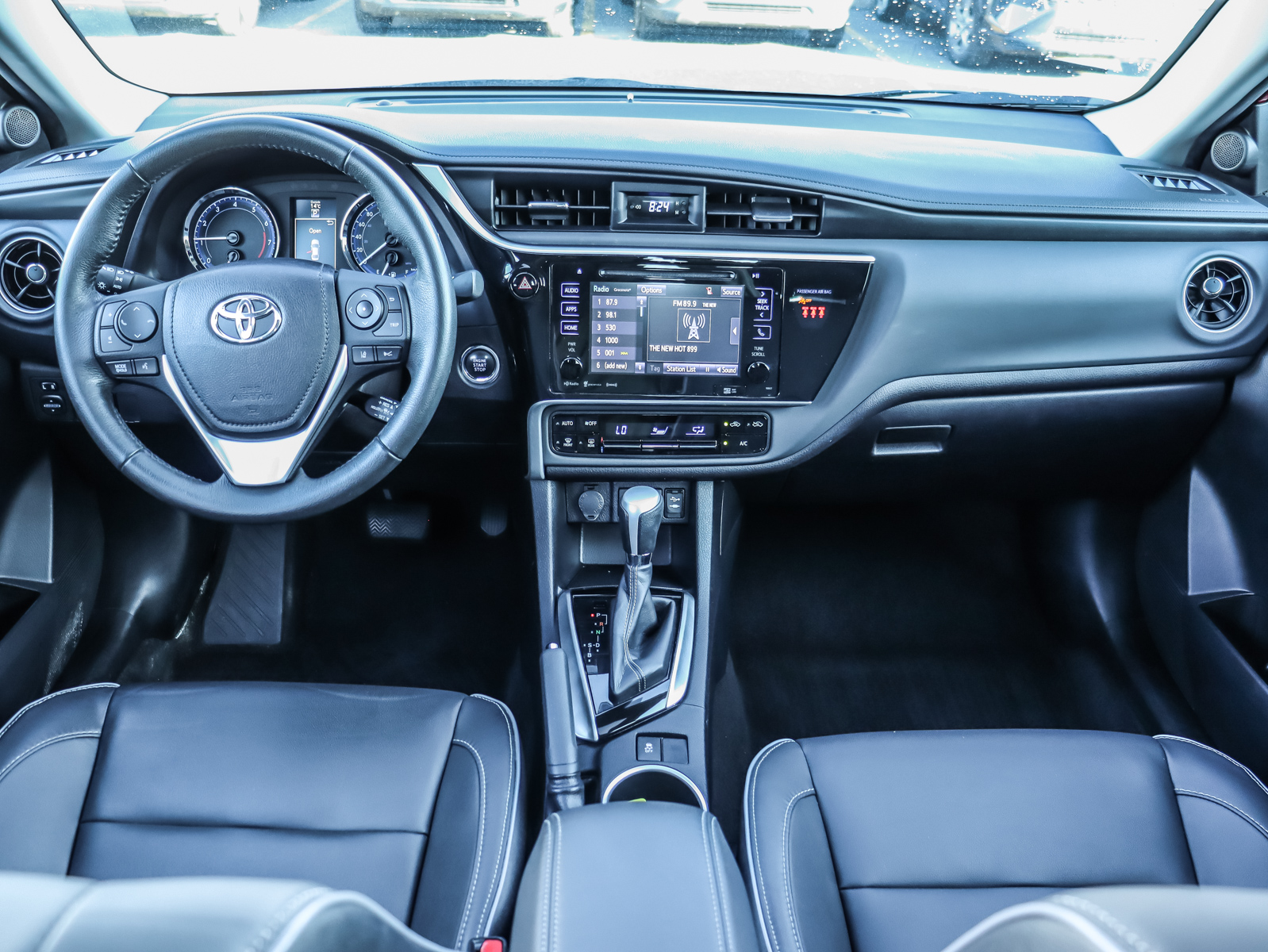 2018 Toyota Corolla14