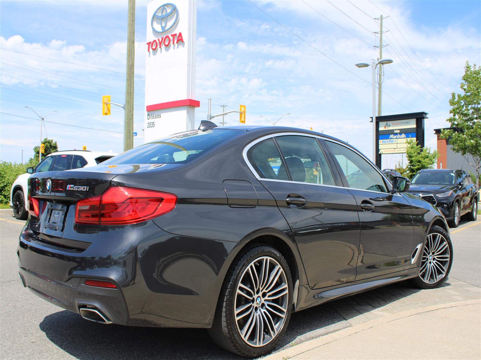 2019 BMW 530i6