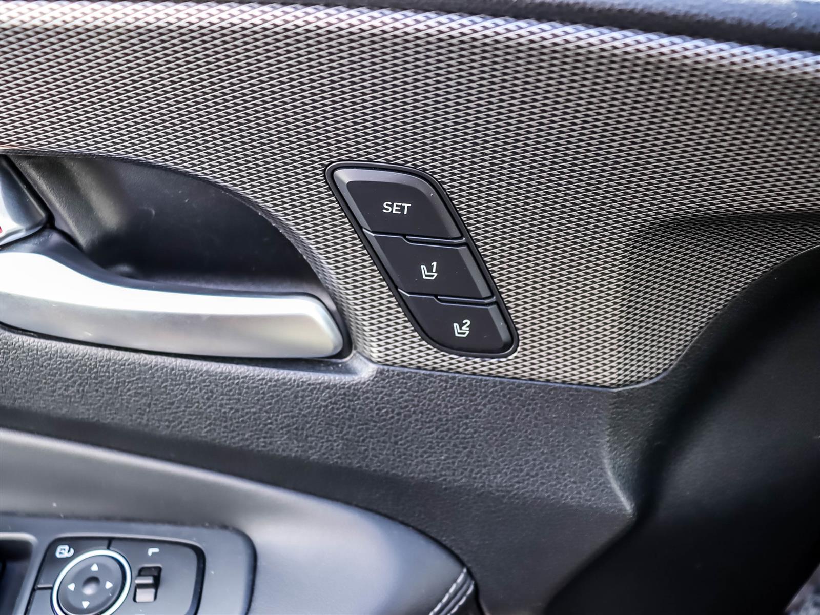 2019 Hyundai Santa Fe ULTIMATE - Thumbnail 15