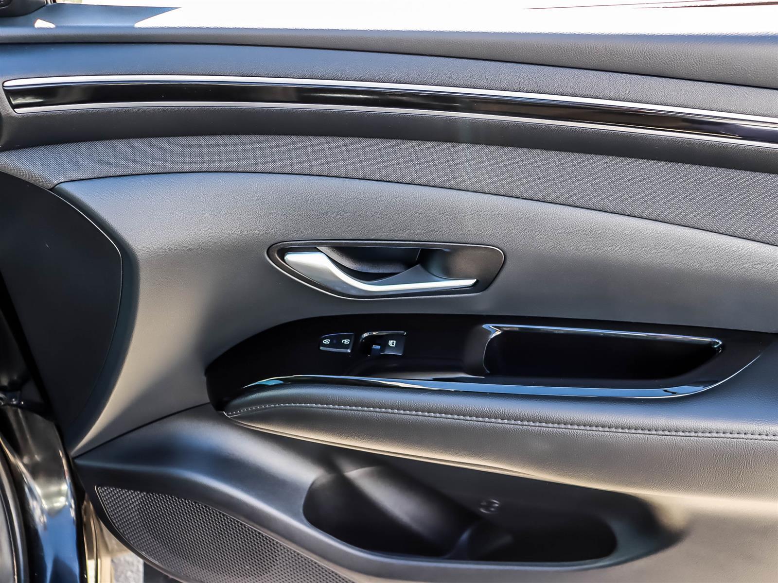 2023 Hyundai Tucson PREFERRED - Thumbnail 12