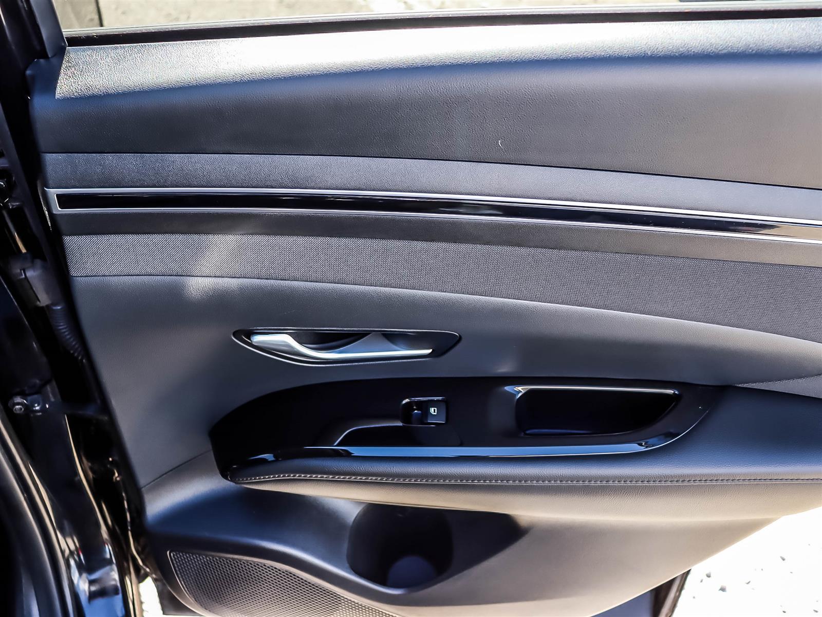 2023 Hyundai Tucson PREFERRED - Thumbnail 15