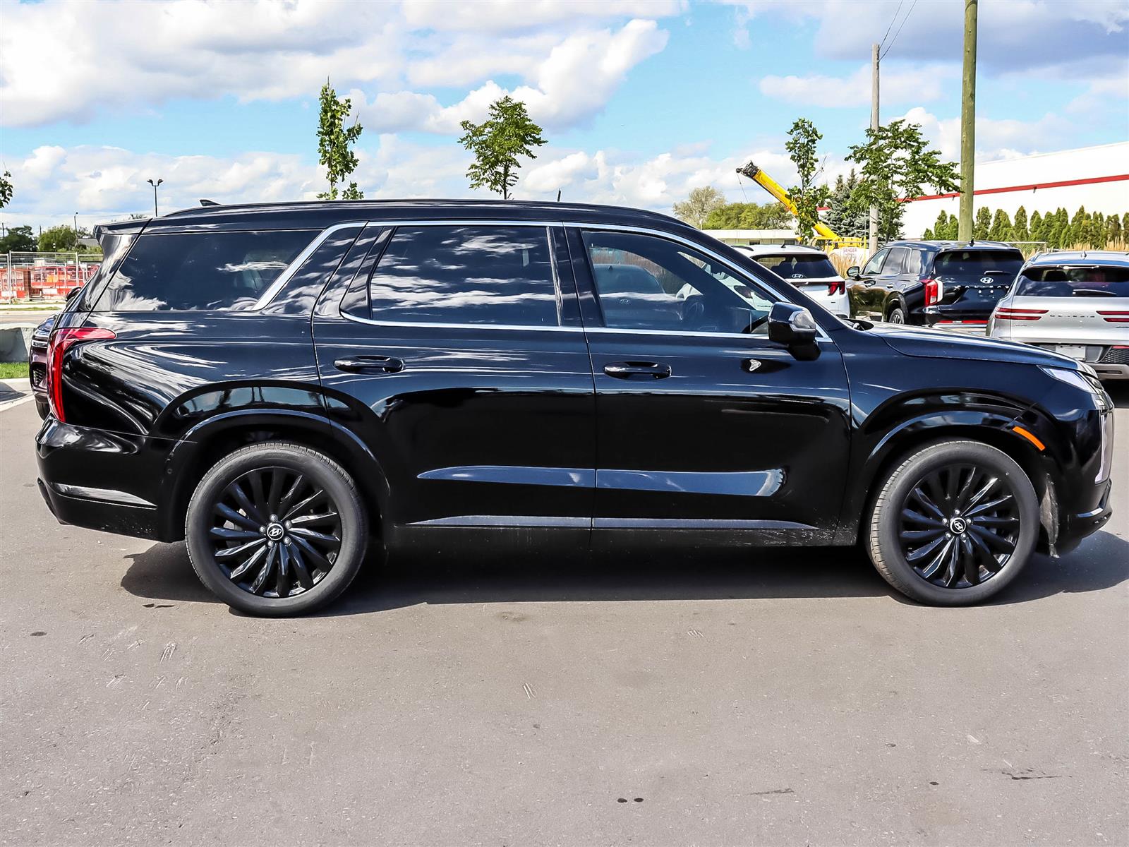 2025 Hyundai Palisade ULTIMATE CALLIGRAPHY NIGHT - Thumbnail 3