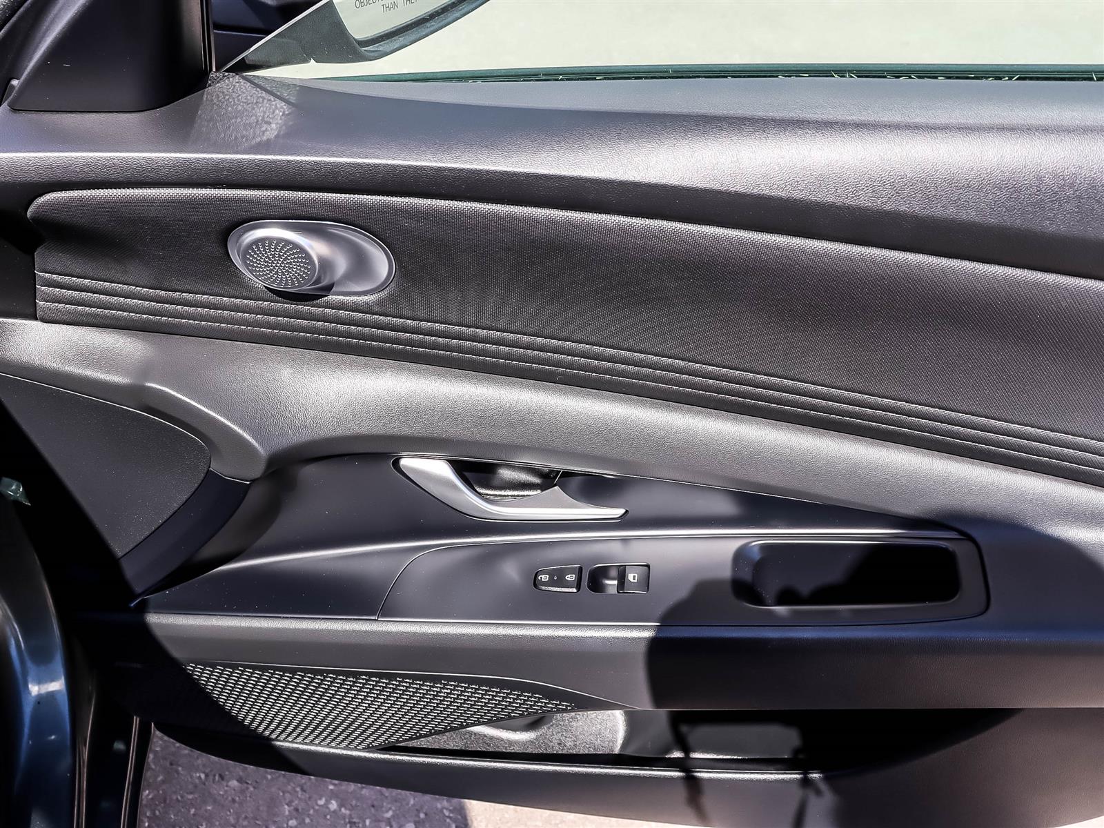 2025 Hyundai Elantra Hybrid LUXURY - Thumbnail 14