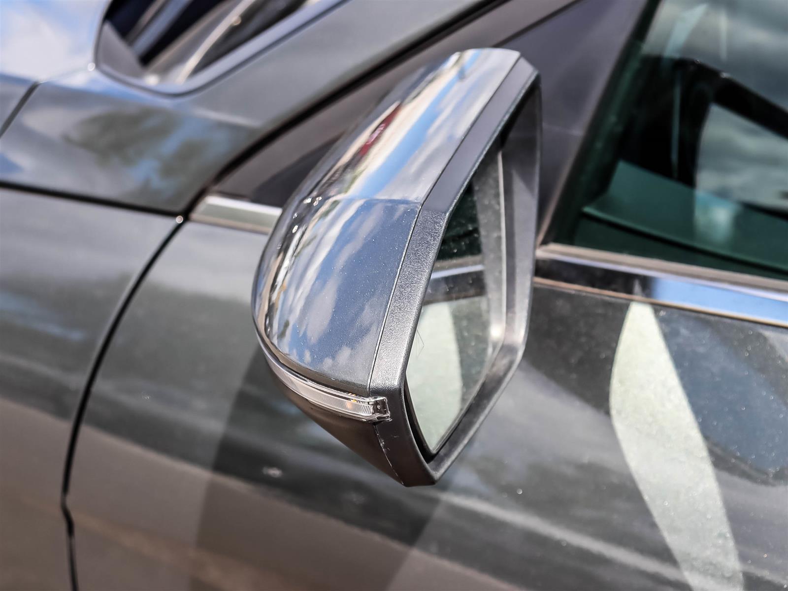 2025 Hyundai Elantra Hybrid LUXURY - Thumbnail 23