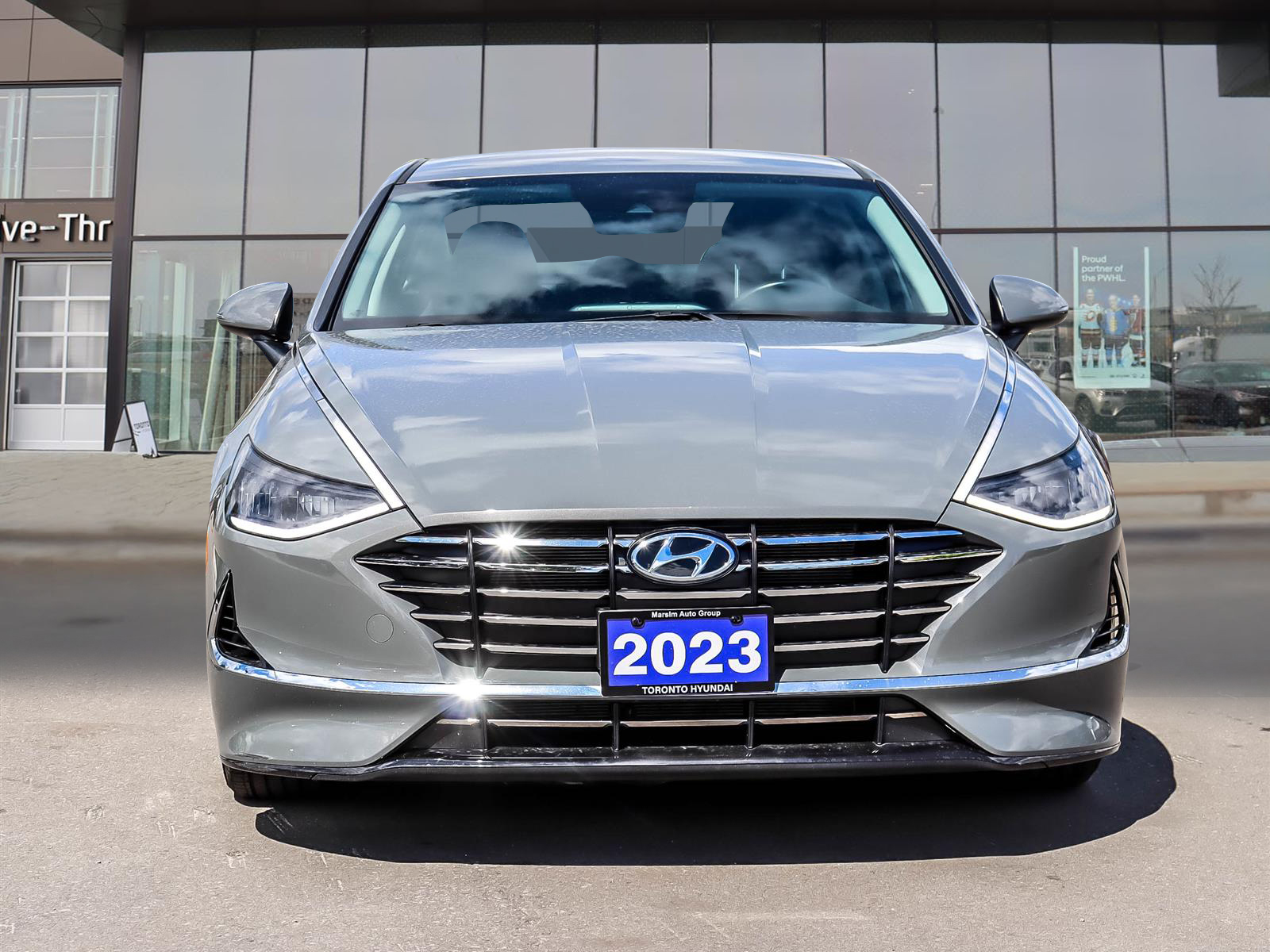 2023 Hyundai Sonata PREFERRED - Thumbnail 2