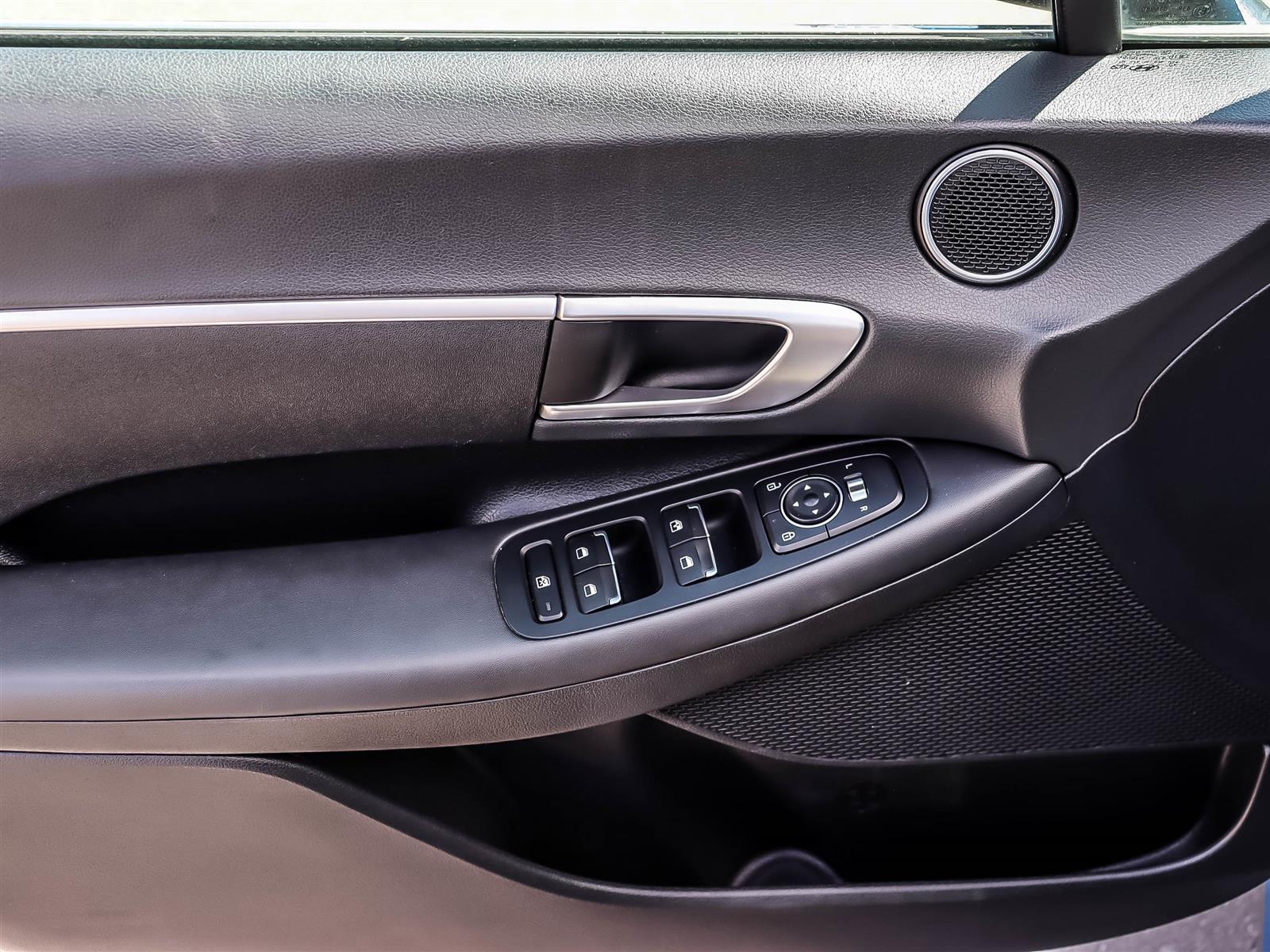 2023 Hyundai Sonata PREFERRED - Thumbnail 6