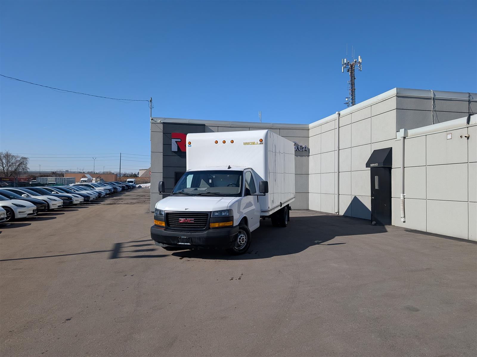 2023 GMC Savana Chassis 3500 177 Cutaway RWD