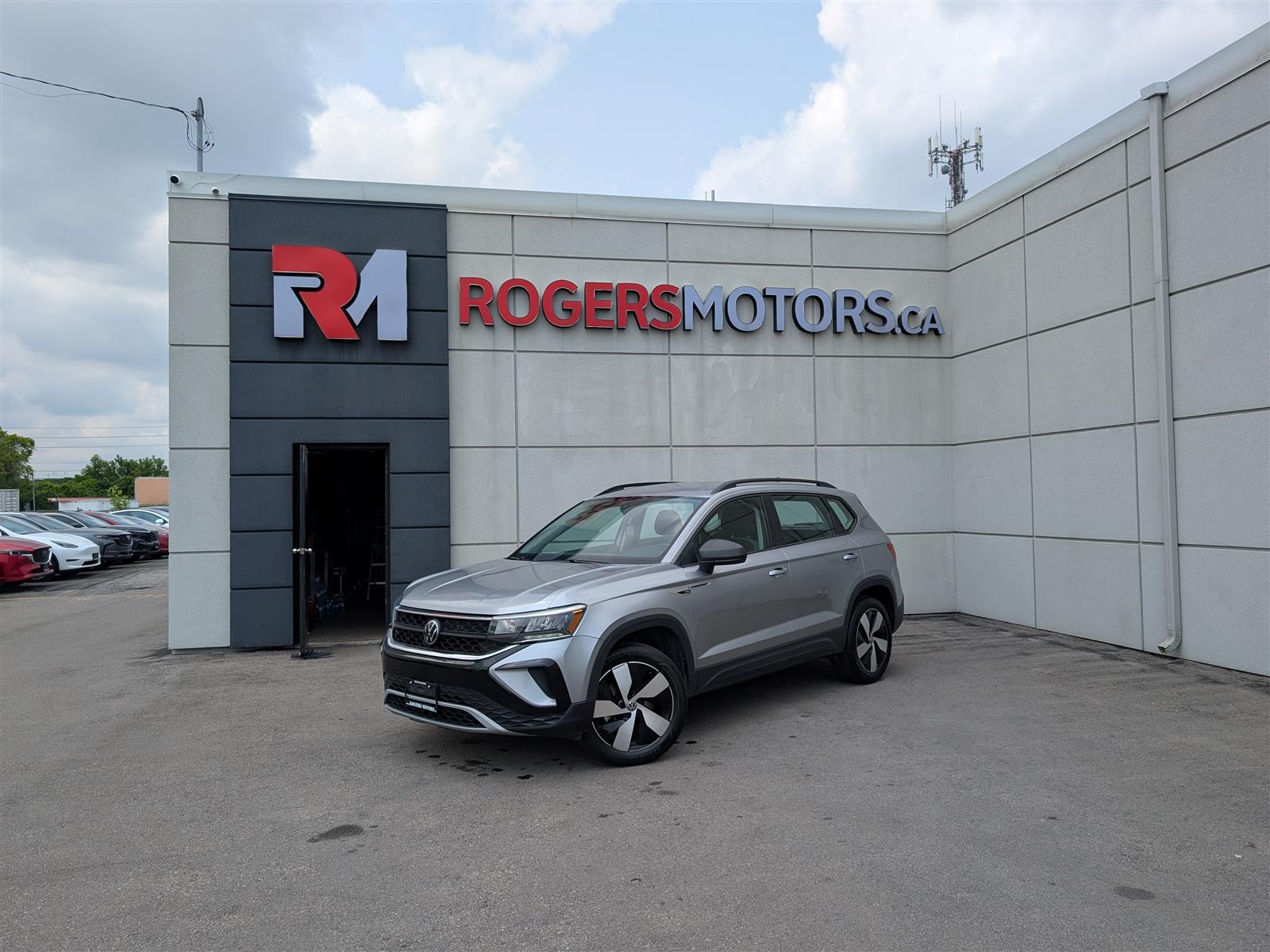 Silver 2024 Volkswagen Taos SUV / Crossover Automatic