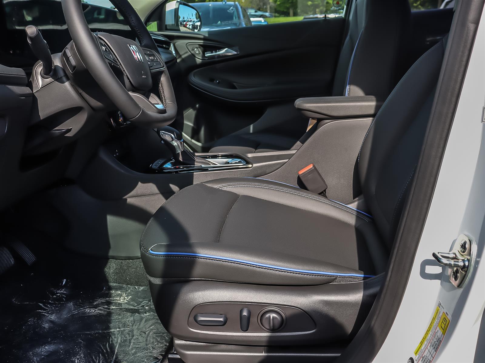 2026 Buick Encore GX Sport Touring AWD - Thumbnail 10