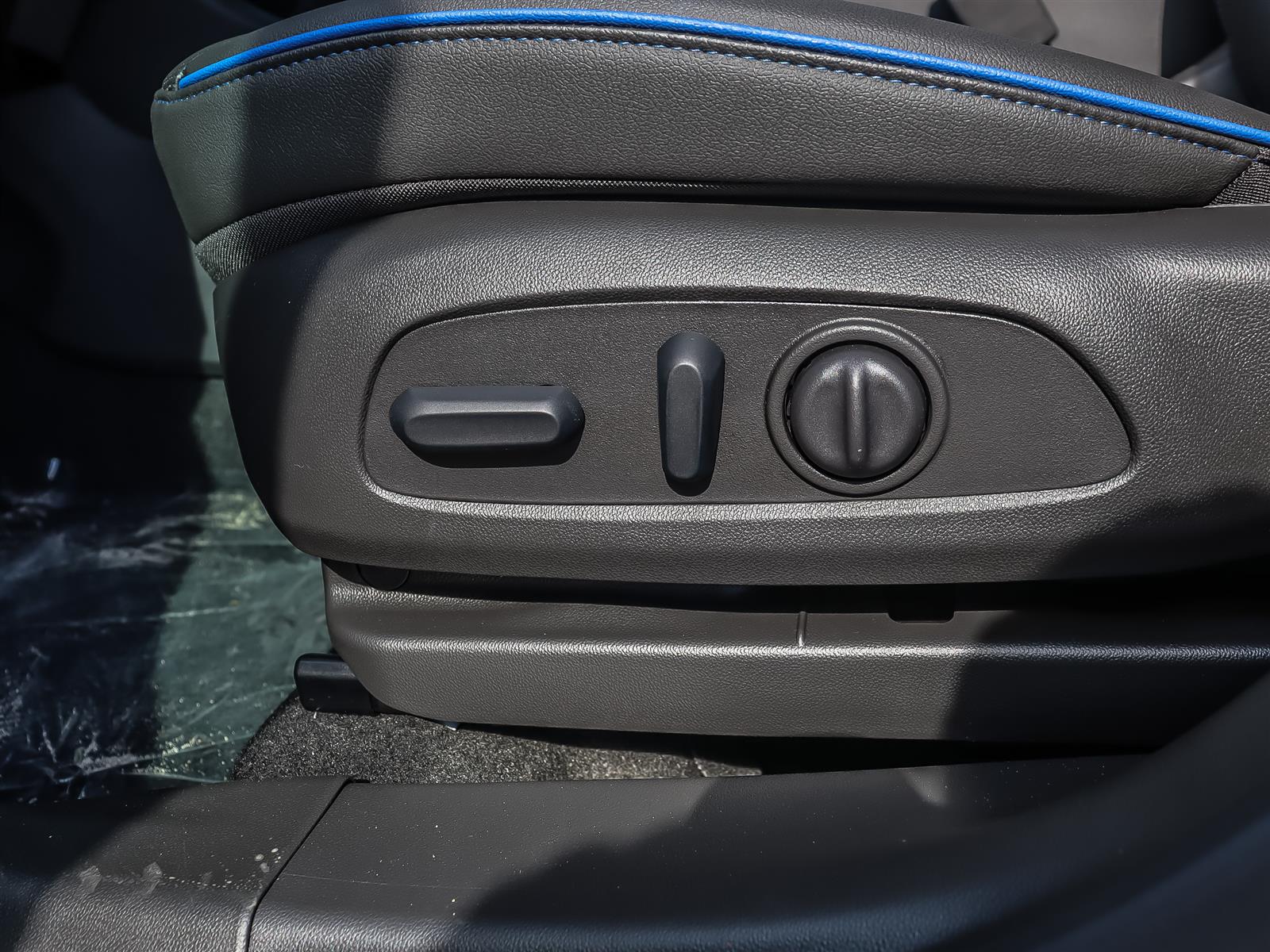 2026 Buick Encore GX Sport Touring AWD - Thumbnail 11