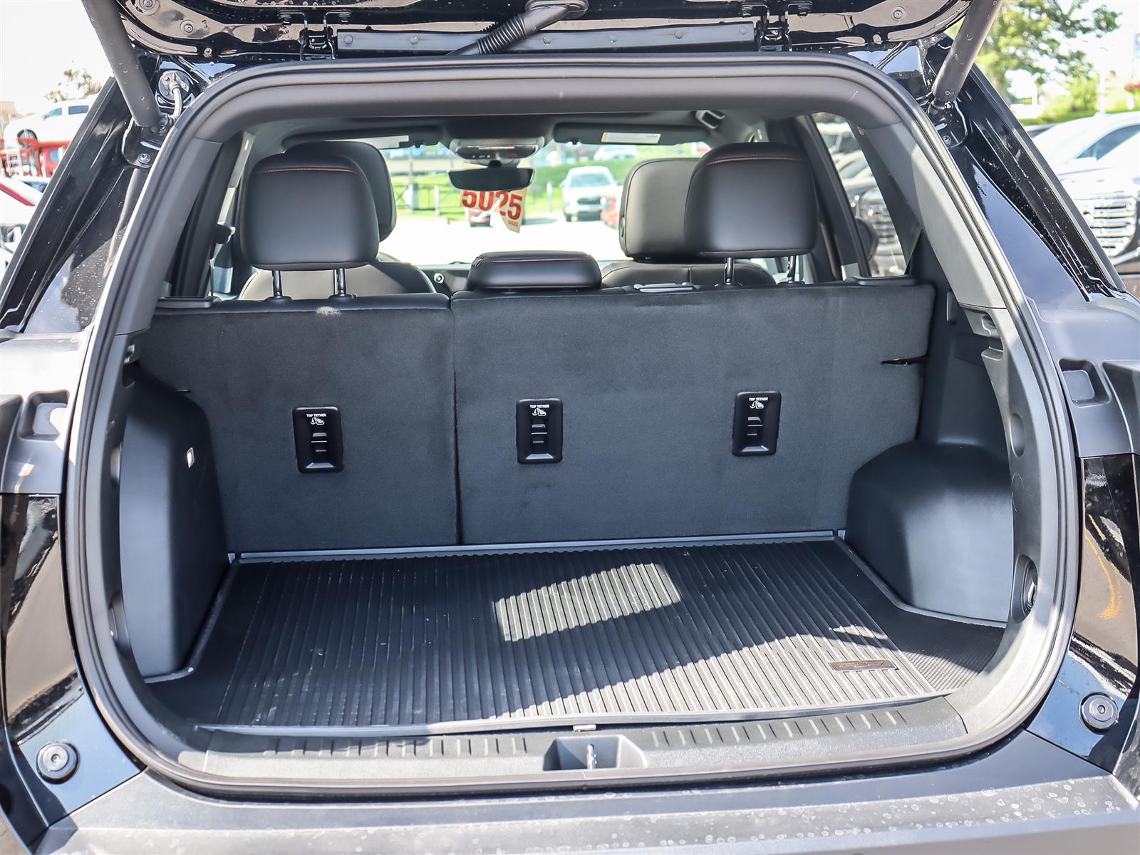 2027 Chevrolet Equinox AWD RS - Thumbnail 21