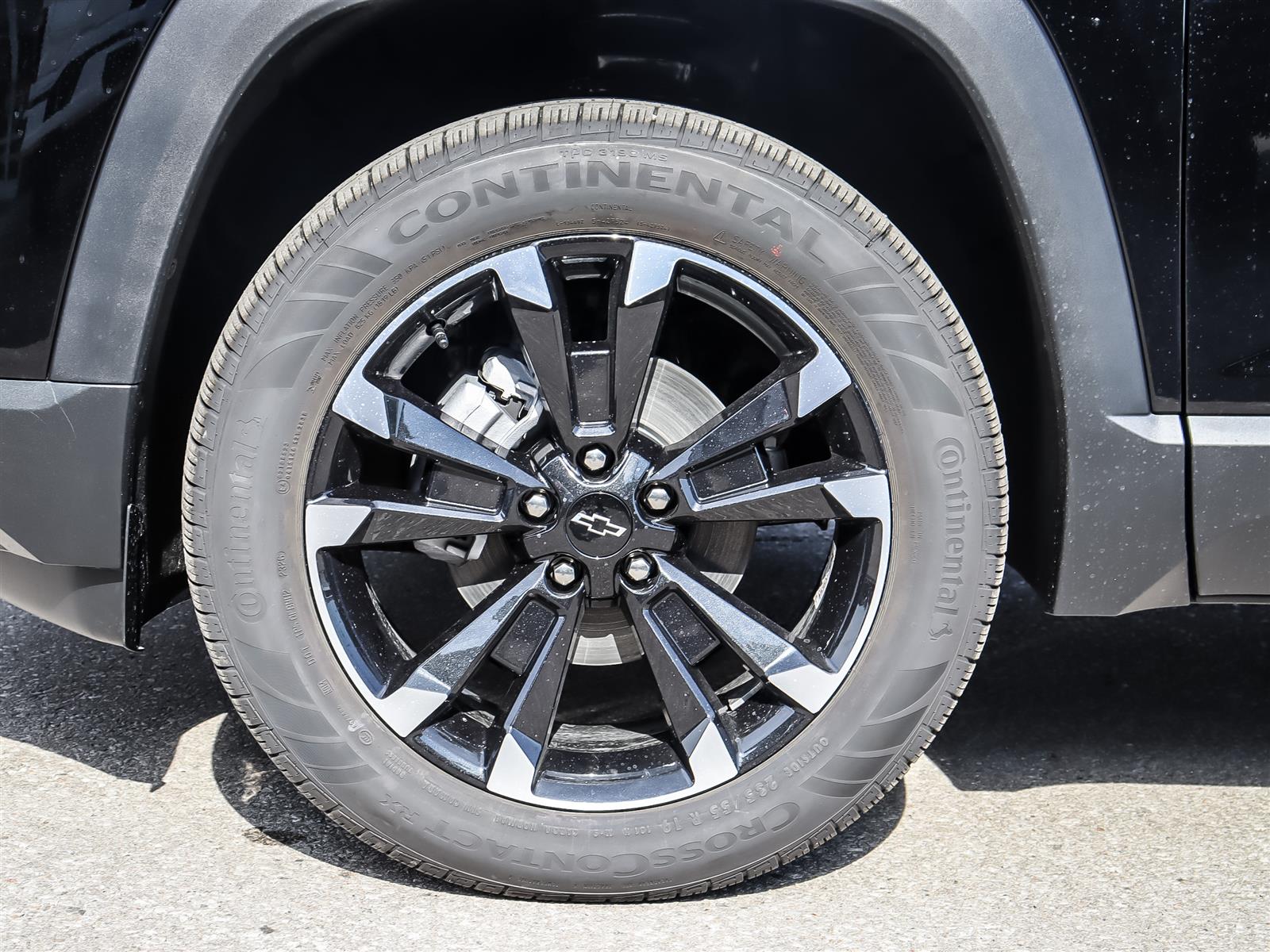 2027 Chevrolet Equinox AWD RS - Thumbnail 24