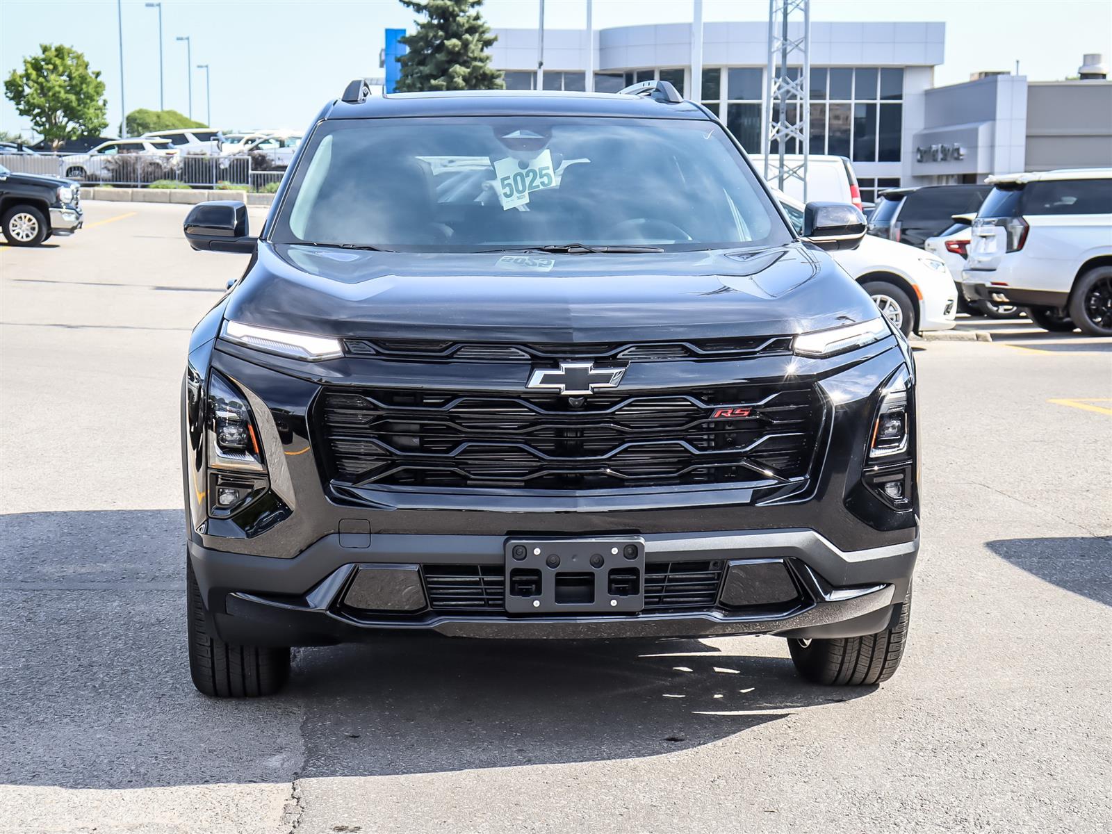 2027 Chevrolet Equinox AWD RS - Thumbnail 3
