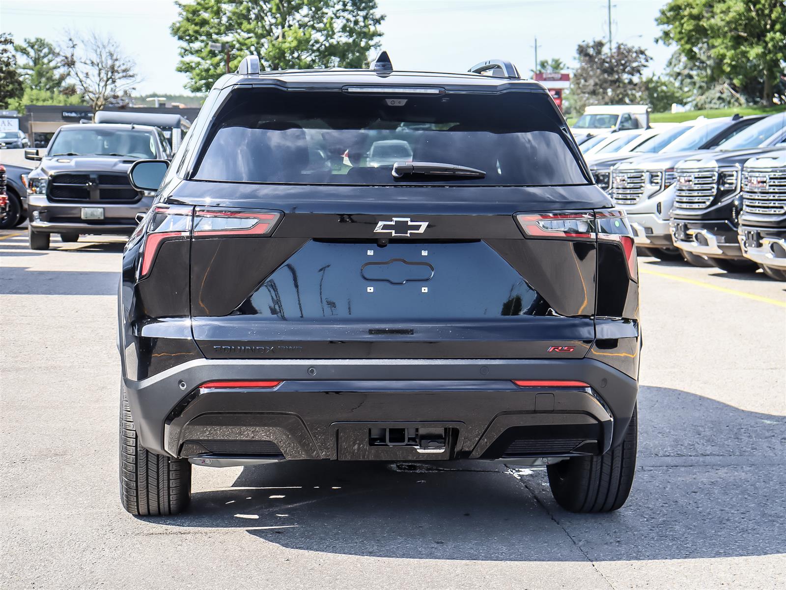 2027 Chevrolet Equinox AWD RS - Thumbnail 5