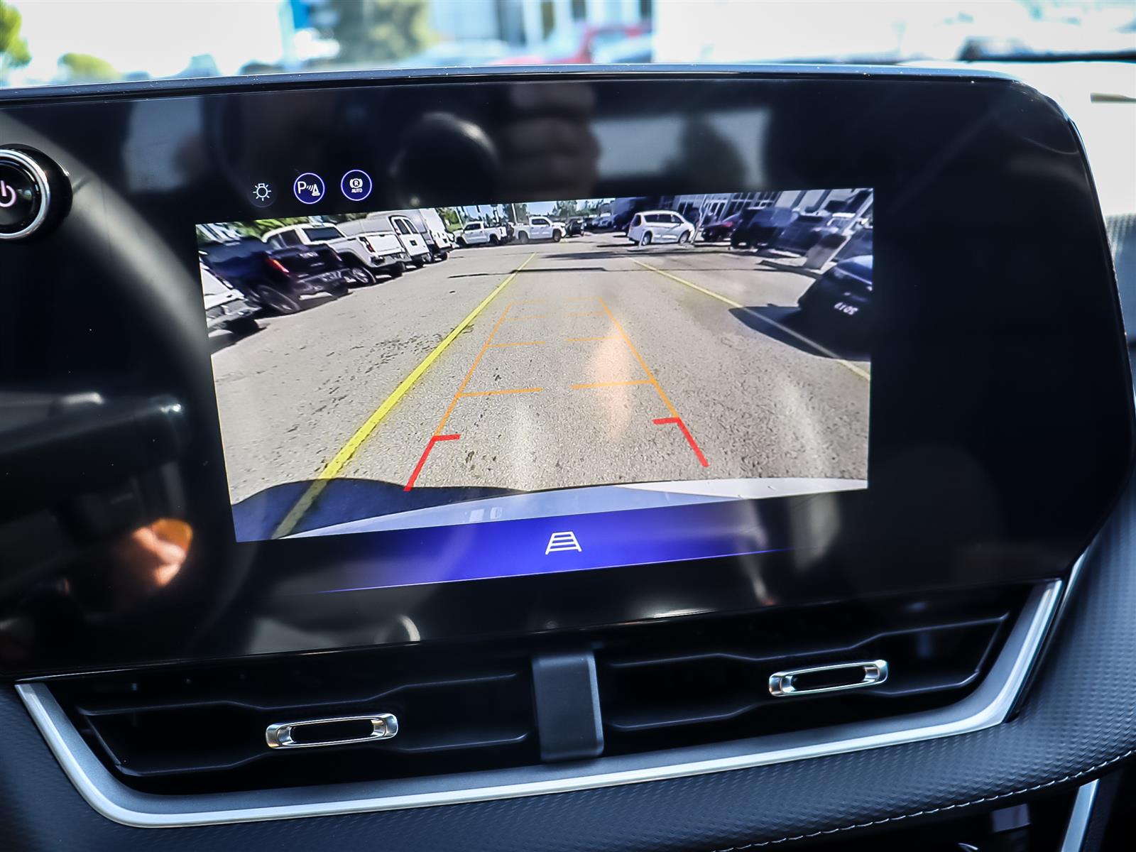 2027 Chevrolet Equinox AWD LT - Thumbnail 22