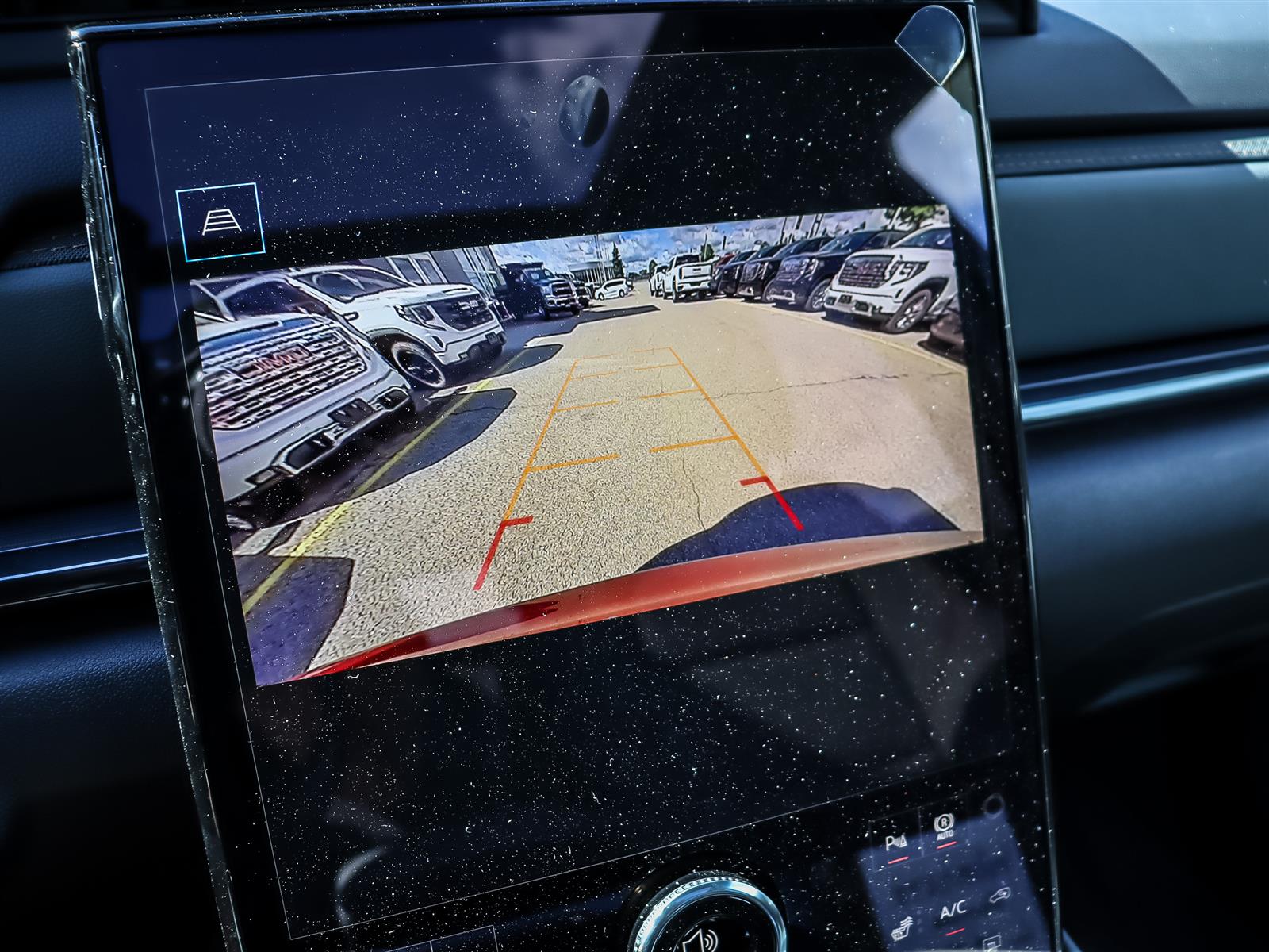 2027 GMC Terrain AWD AT4 - Thumbnail 18