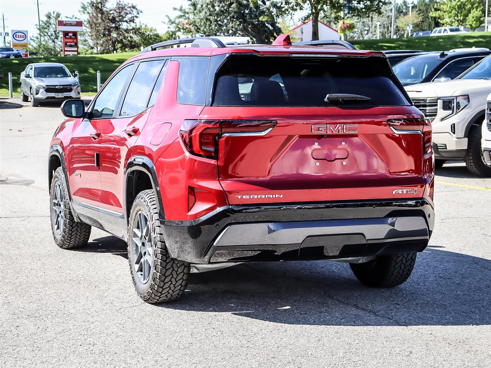 2027 GMC Terrain AWD AT4 - Thumbnail 6