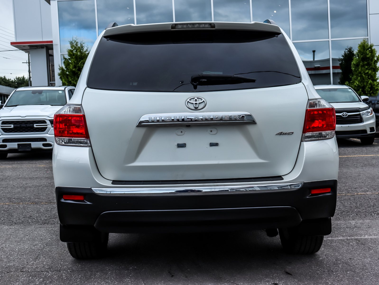 2011 Toyota Highlander4