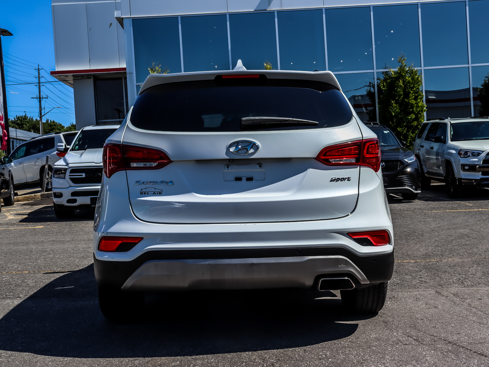 2017 Hyundai Santa Fe4