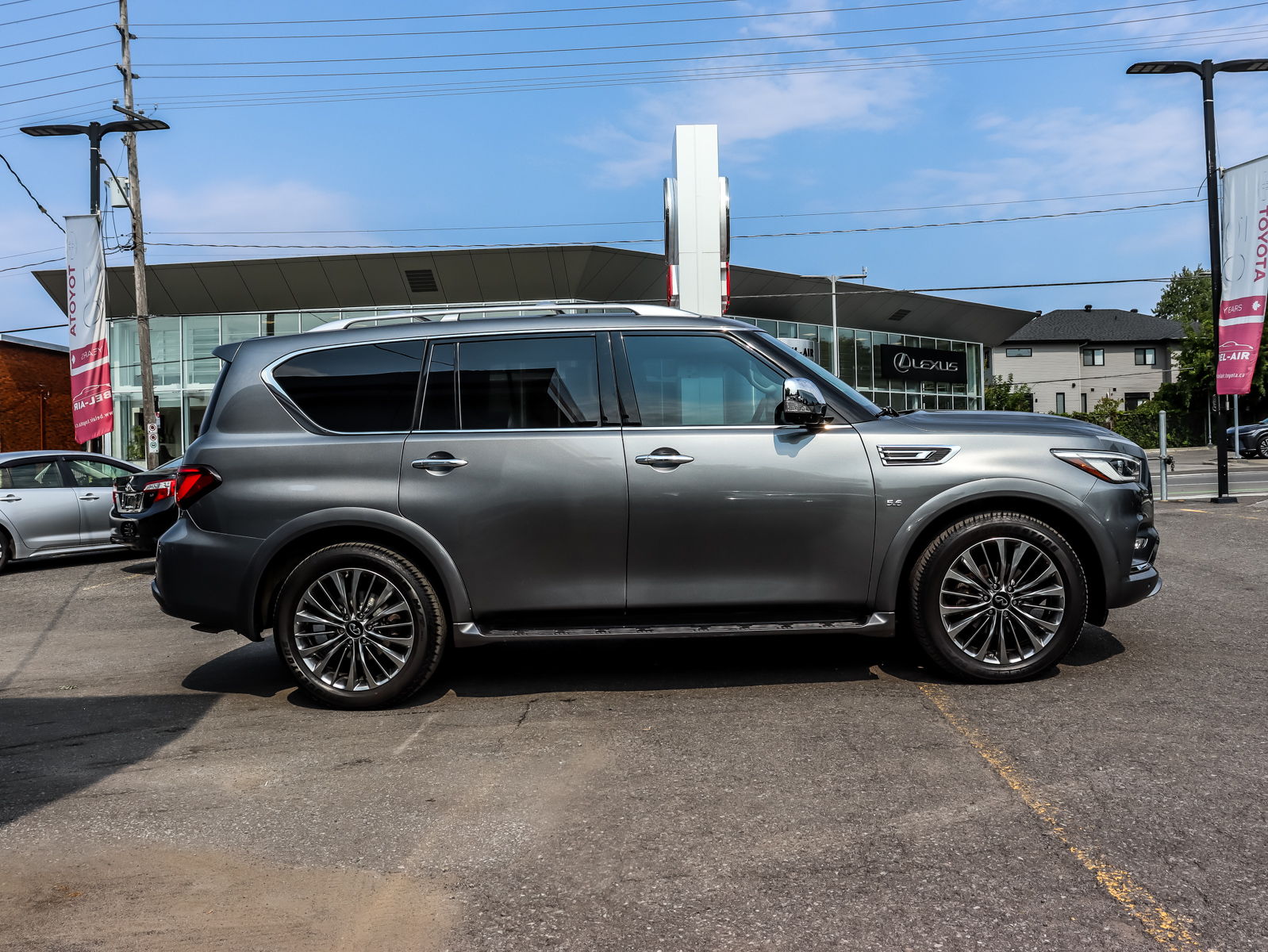 2020 Infiniti QX805