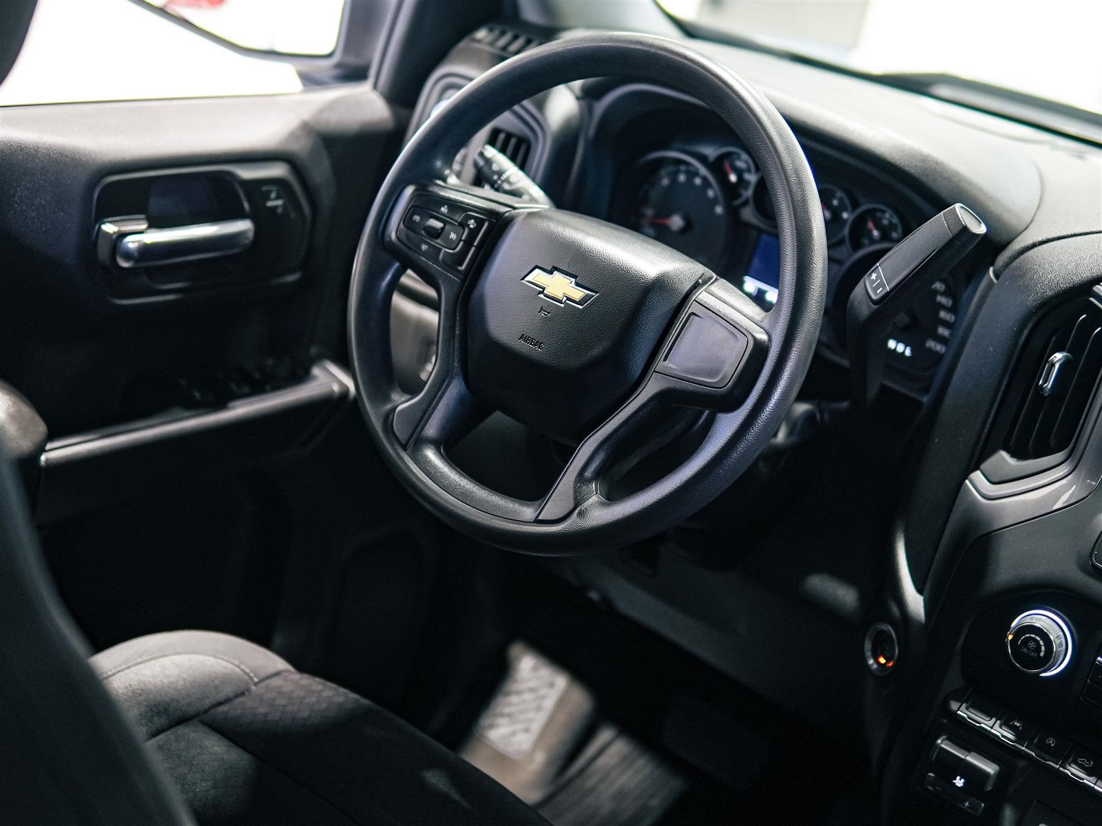 used 2024 Chevrolet Silverado 1500 car, priced at $40,592