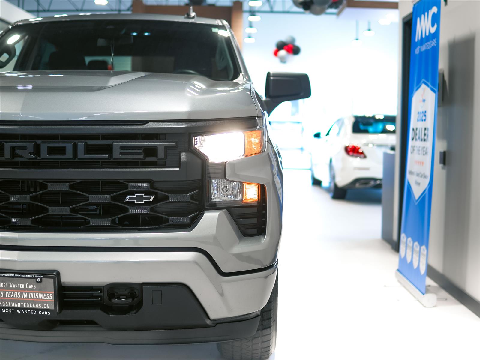 used 2024 Chevrolet Silverado 1500 car, priced at $40,592