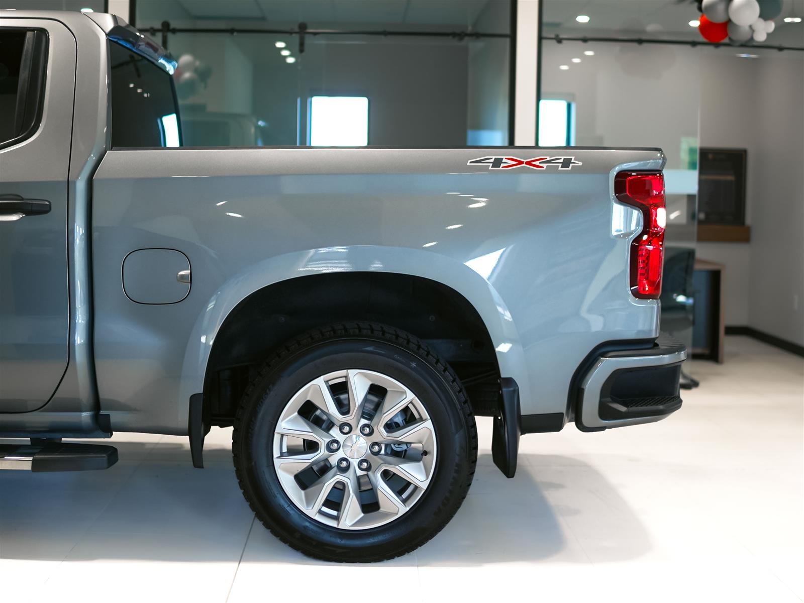 used 2024 Chevrolet Silverado 1500 car, priced at $40,592