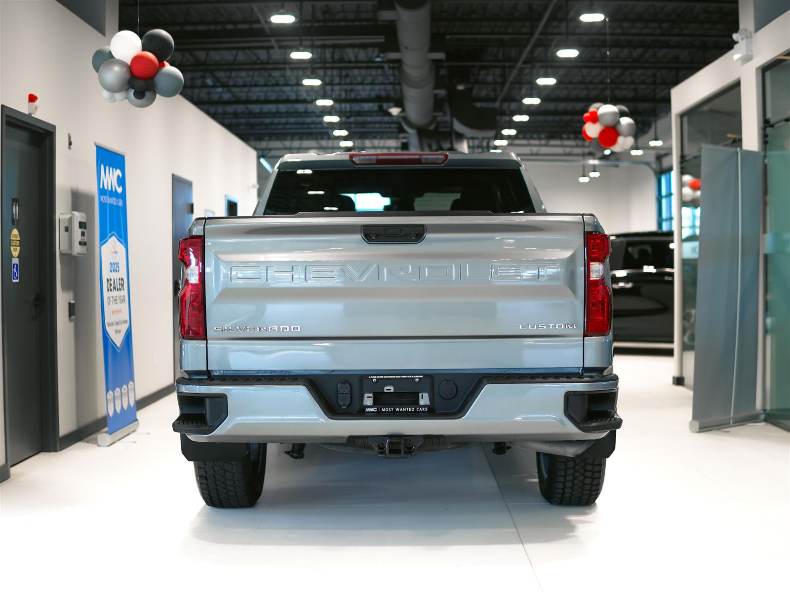used 2024 Chevrolet Silverado 1500 car, priced at $40,592