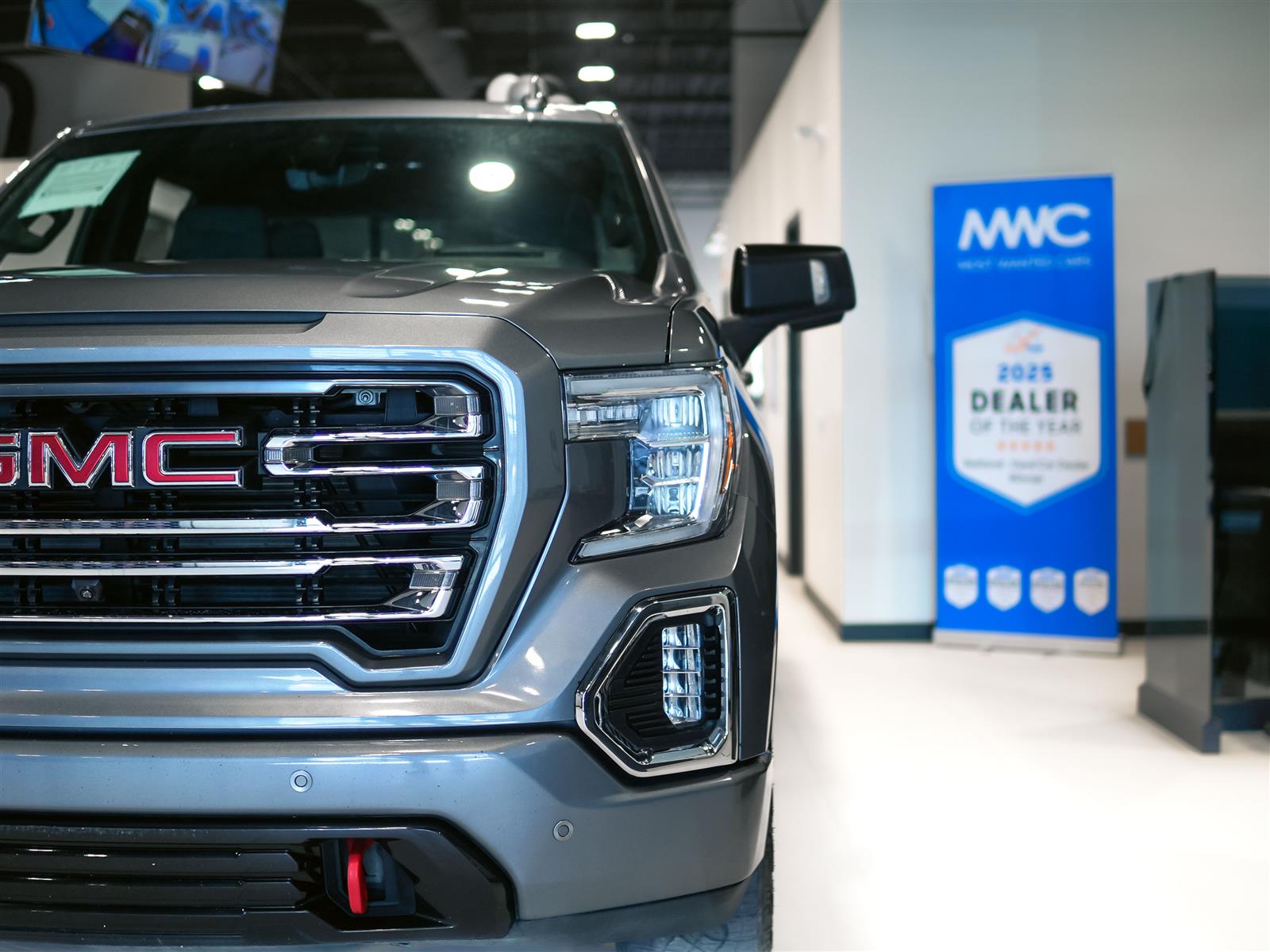 used 2022 GMC Sierra 1500 Limited car, priced at $48,593