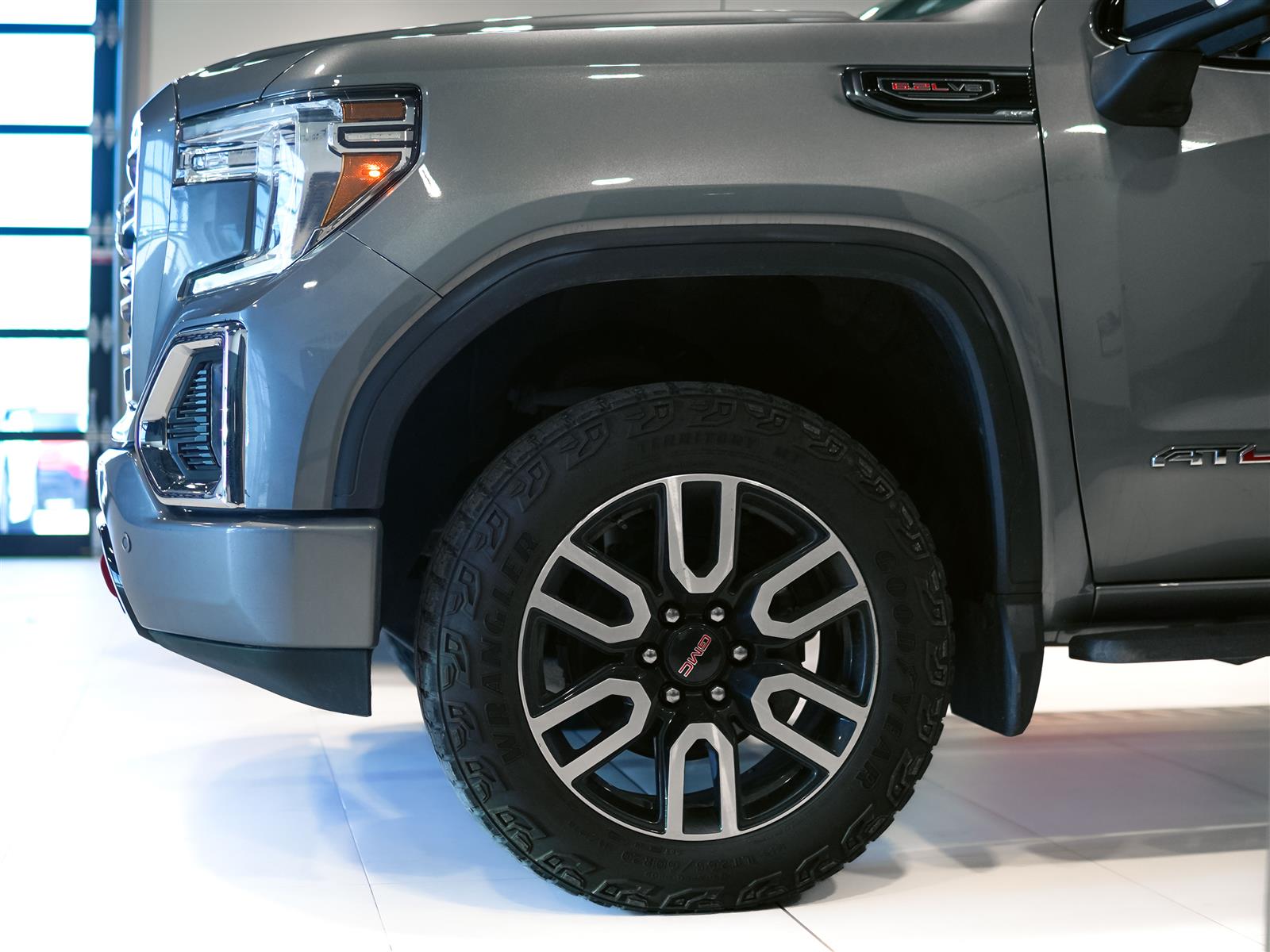 used 2022 GMC Sierra 1500 Limited car, priced at $48,593
