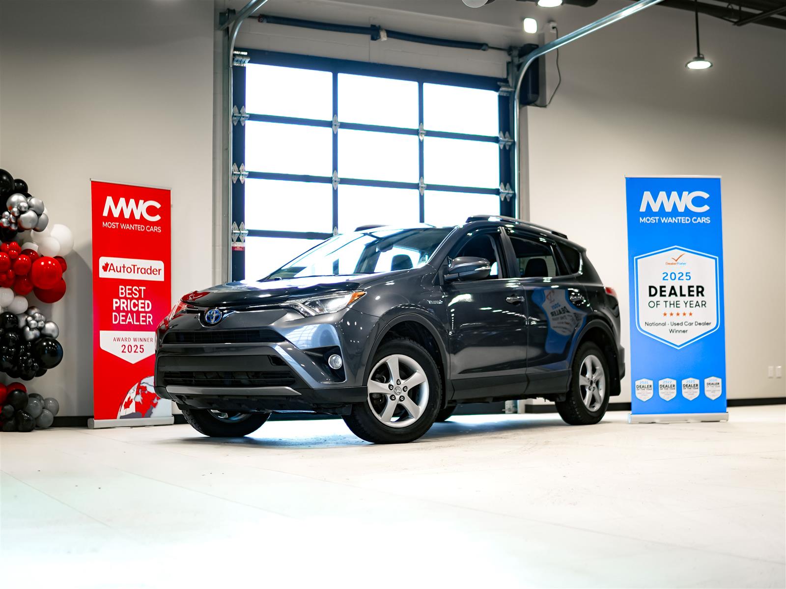 used 2018 Toyota Rav 4 Hybrid car, priced at $26,496