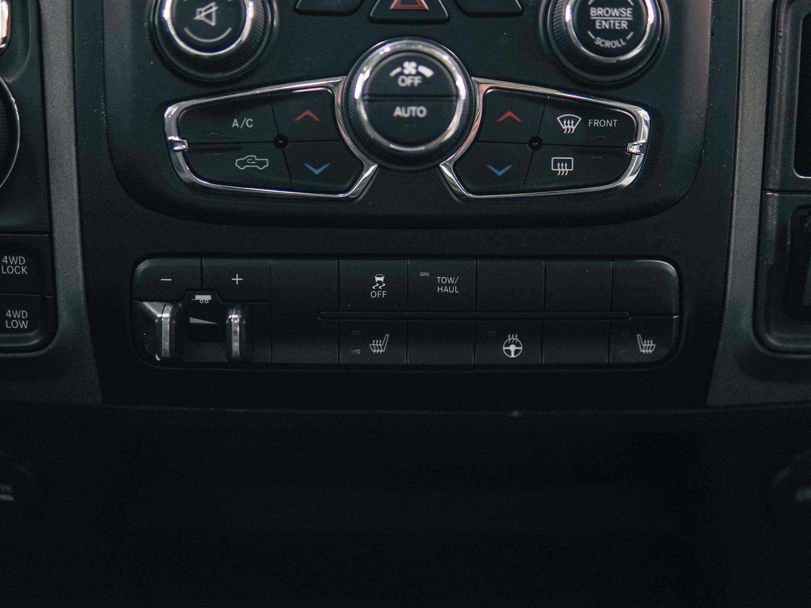 used 2021 Ram 1500 Classic car, priced at $25,894