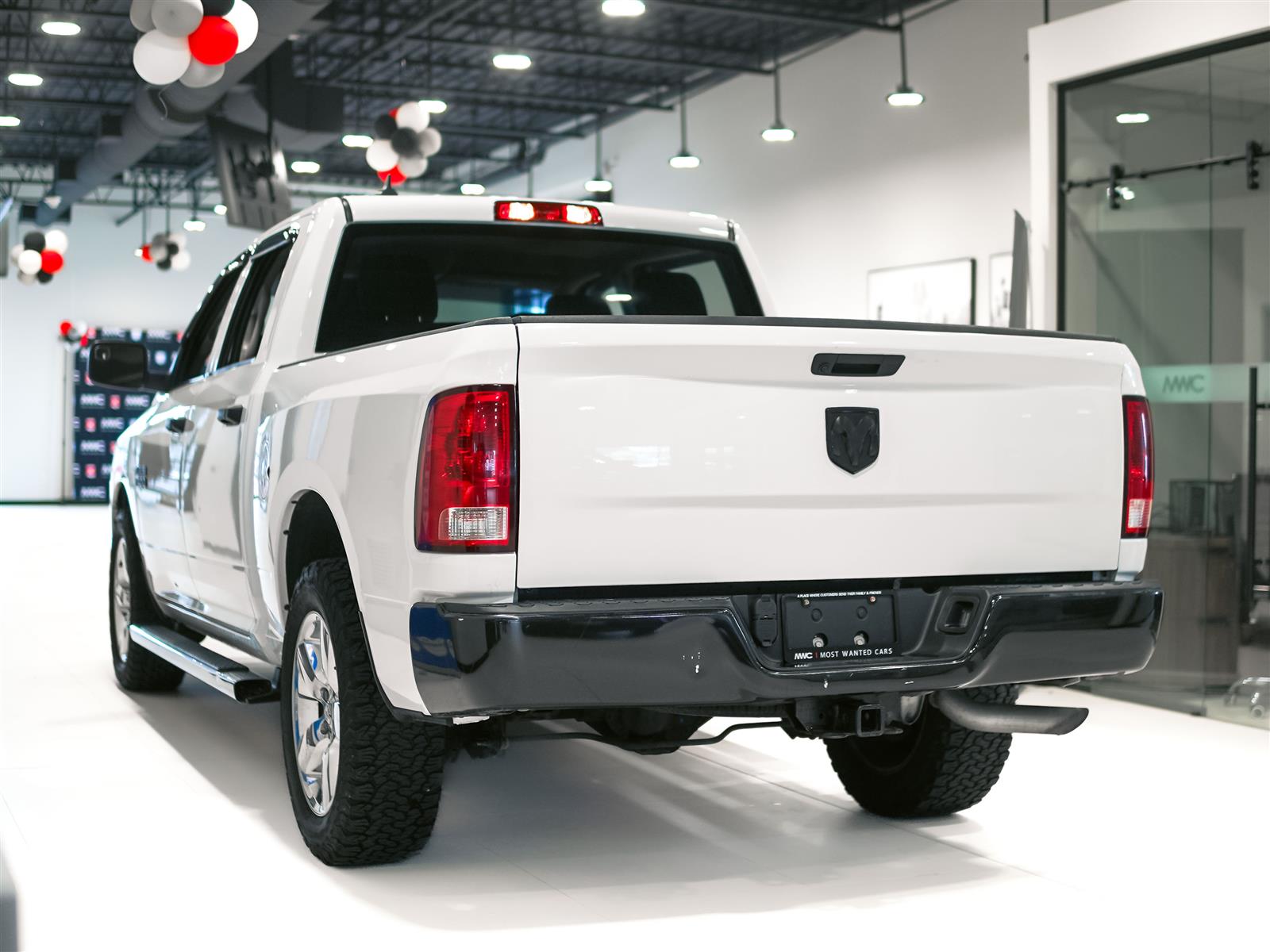 used 2021 Ram 1500 Classic car, priced at $25,894