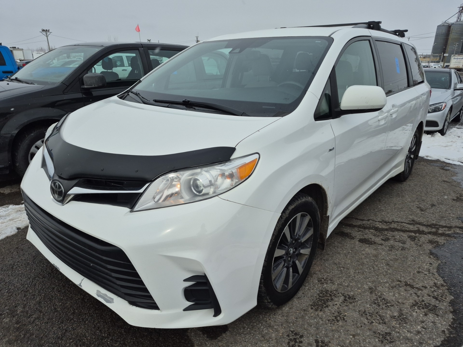 used 2018 Toyota Sienna car, priced at $28,494