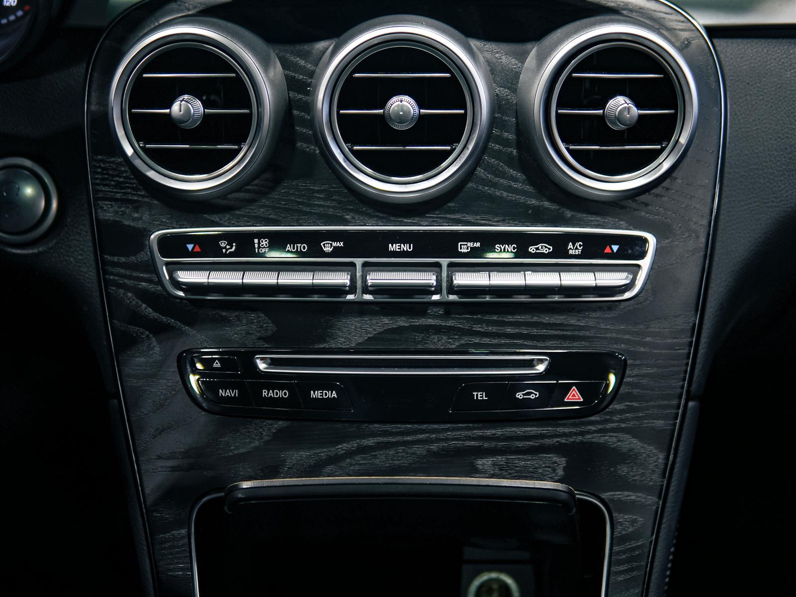 used 2018 Mercedes-Benz GLC 300 car, priced at $21,493
