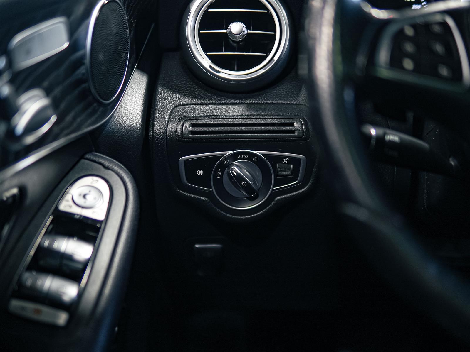 used 2018 Mercedes-Benz GLC 300 car, priced at $21,493