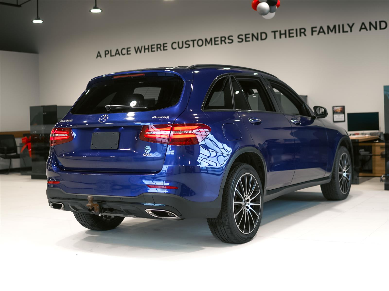 used 2018 Mercedes-Benz GLC 300 car, priced at $21,493