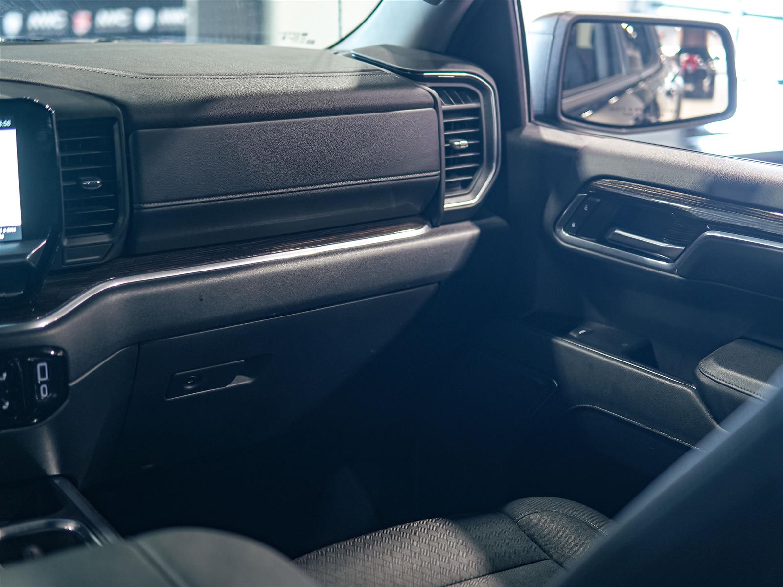 used 2024 GMC Sierra 1500 car, priced at $52,954