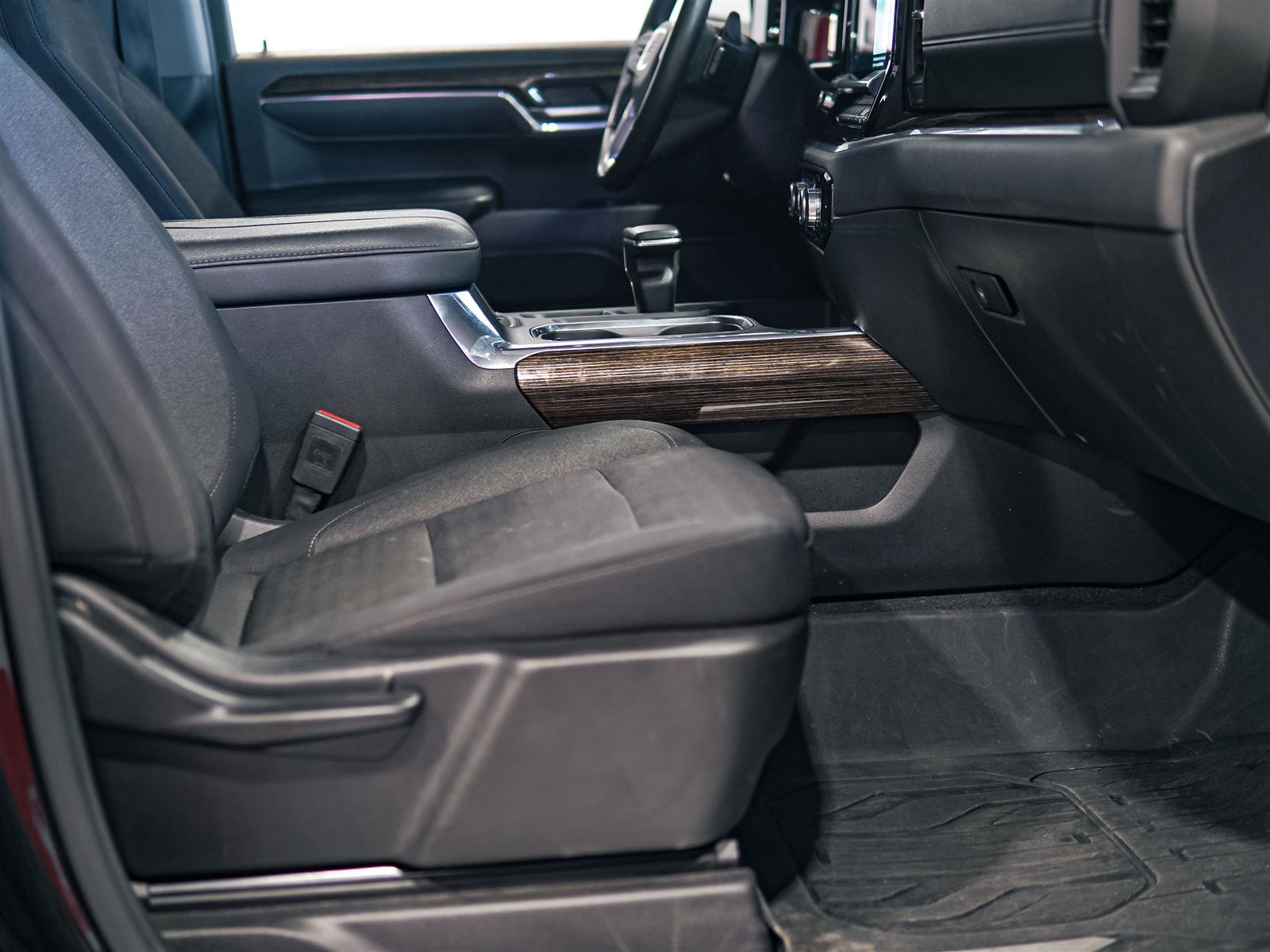 used 2024 GMC Sierra 1500 car, priced at $52,954