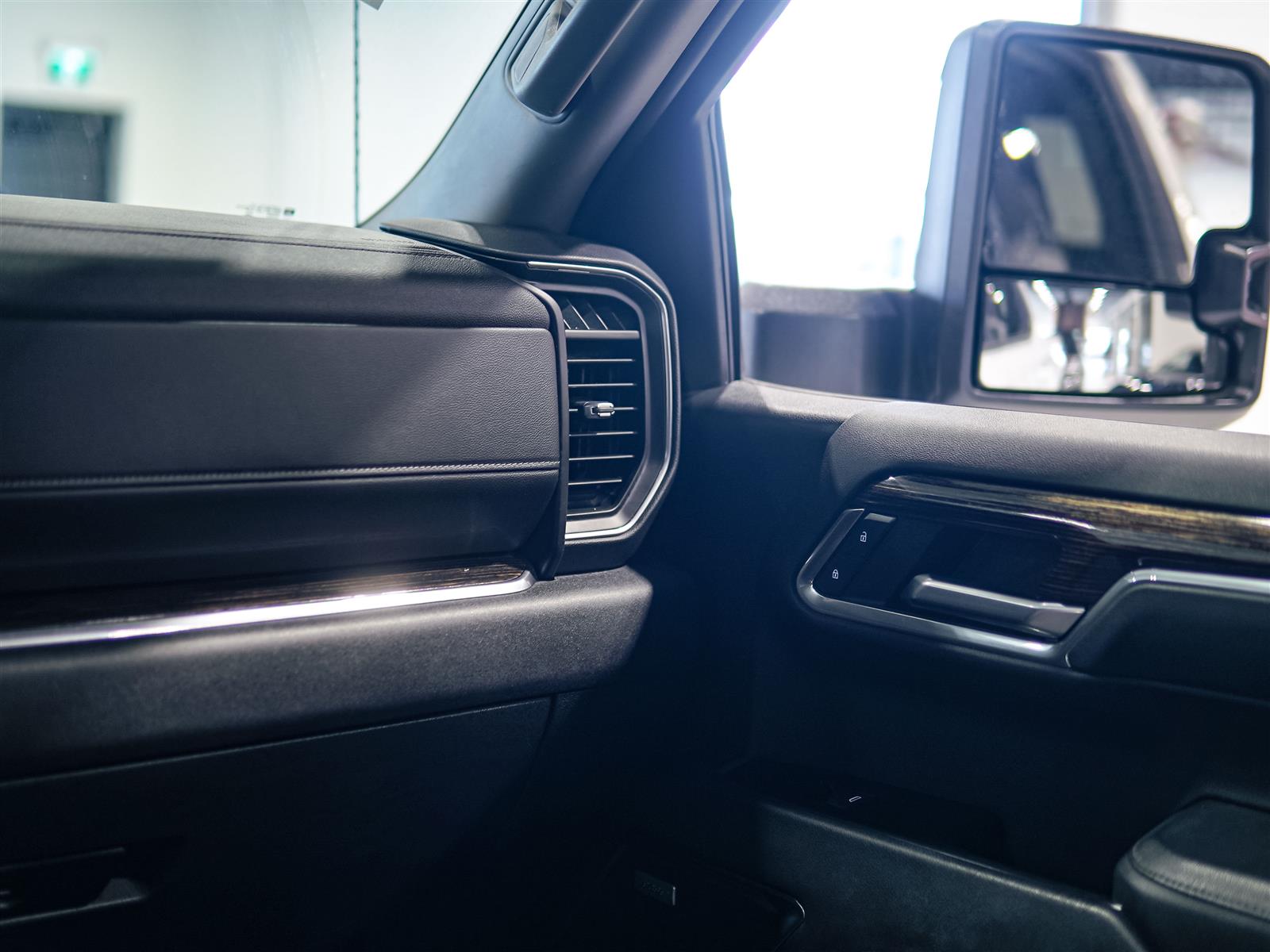 used 2024 GMC Sierra 1500 car, priced at $52,994