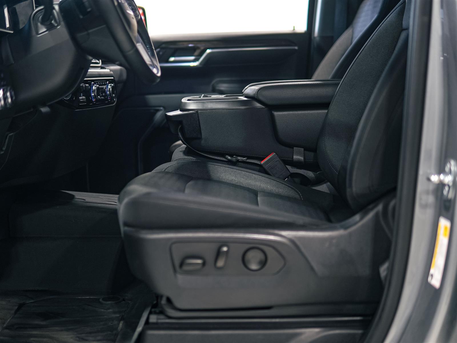 used 2023 GMC Sierra 1500 car, priced at $49,464